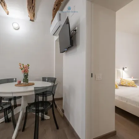 Apartment Domo De Mesu-house Live Express Cagliari